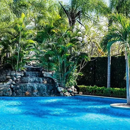 Nax3 Luxury Condo In Upscale Langosta Community